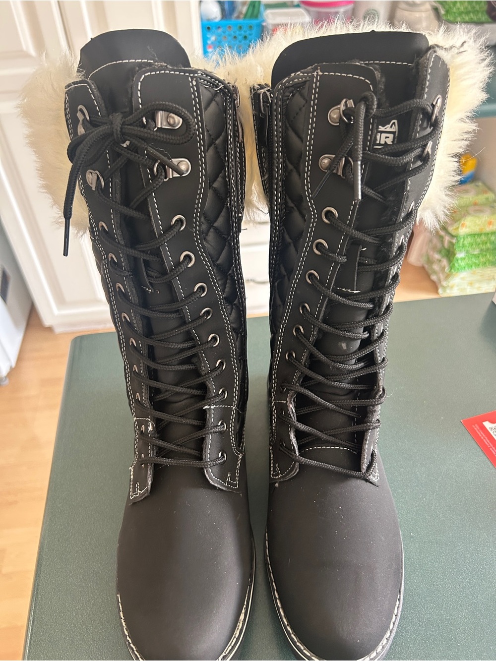Women's Polar Black Lace-Up Faux-Fur Winter Boots